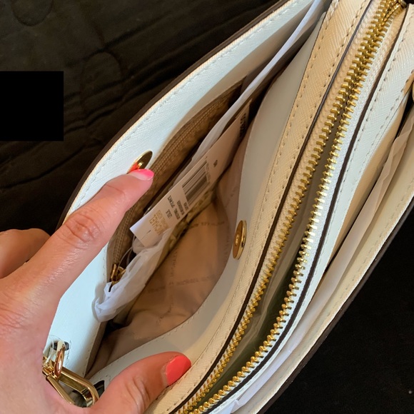 🌸 Michael Kors Purse - Picture 5 of 6